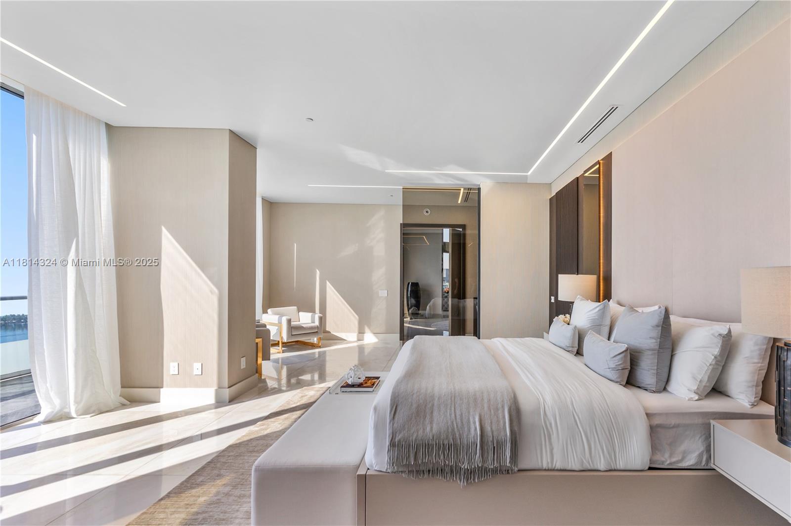 1300 Brickell Bay Dr #4400 Miami, FL 33131