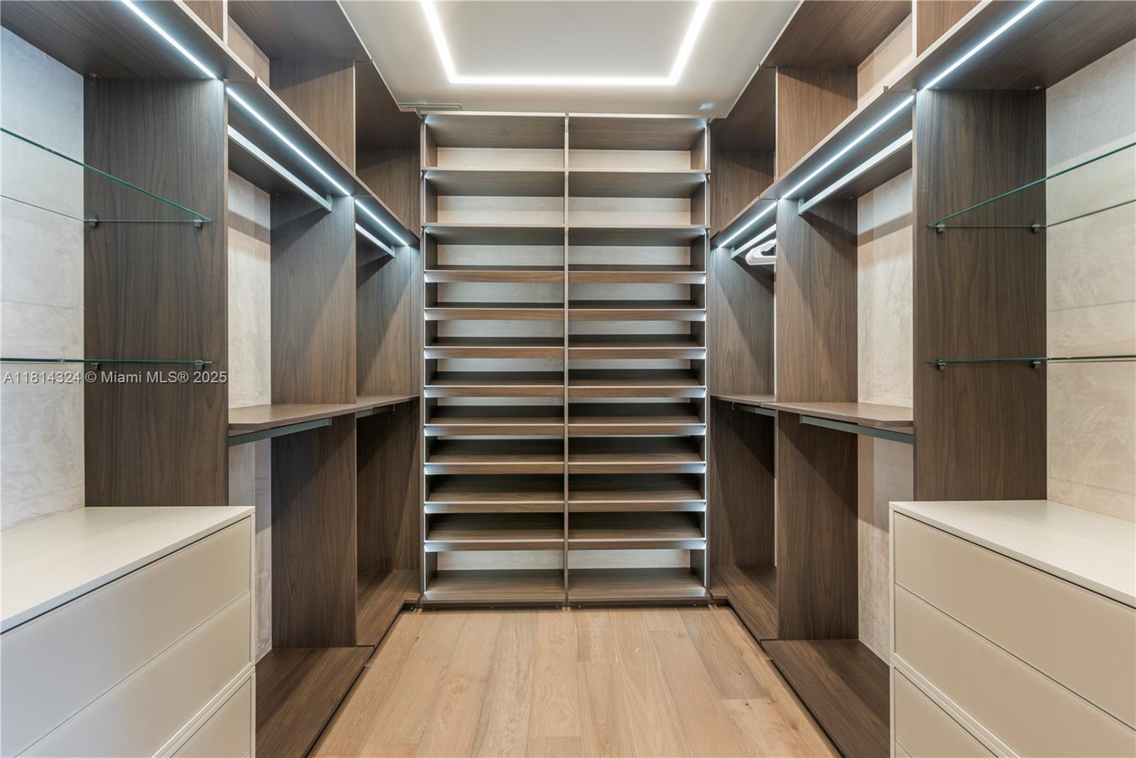 1300 Brickell Bay Dr #4400 Miami, FL 33131