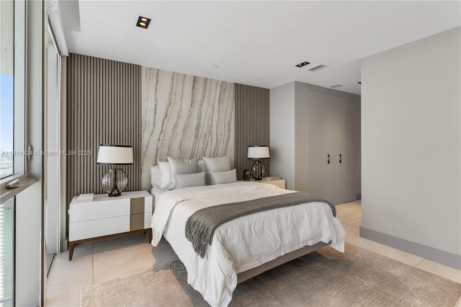 1300 Brickell Bay Dr #4400 Miami, FL 33131