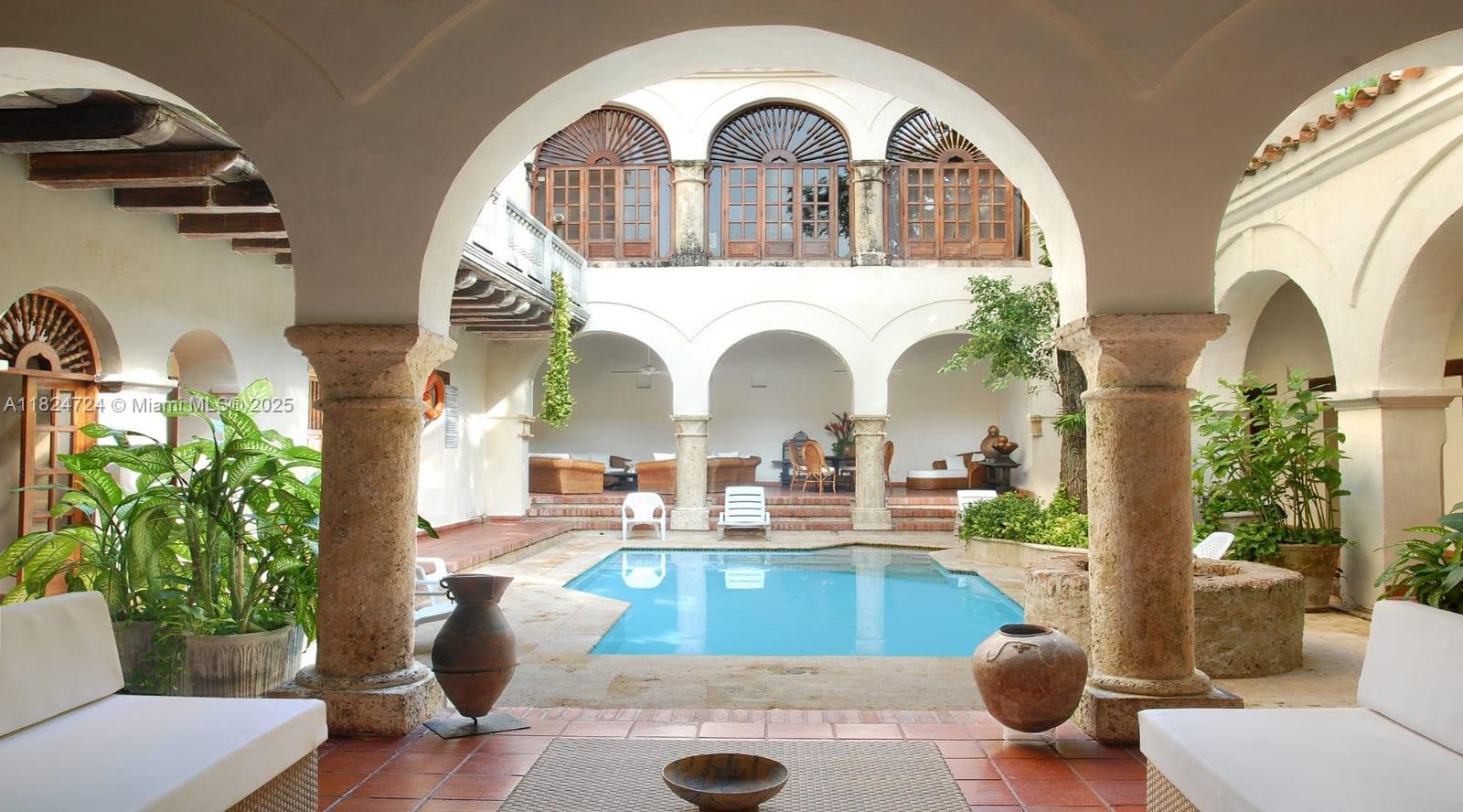 35 St,santo Domingo,old City Cartagena,colombia #x