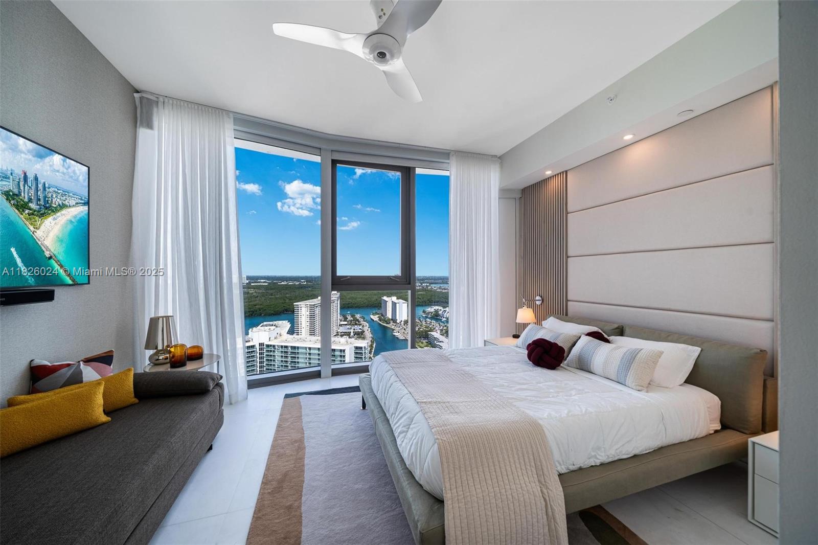 image Ritz Carlton24