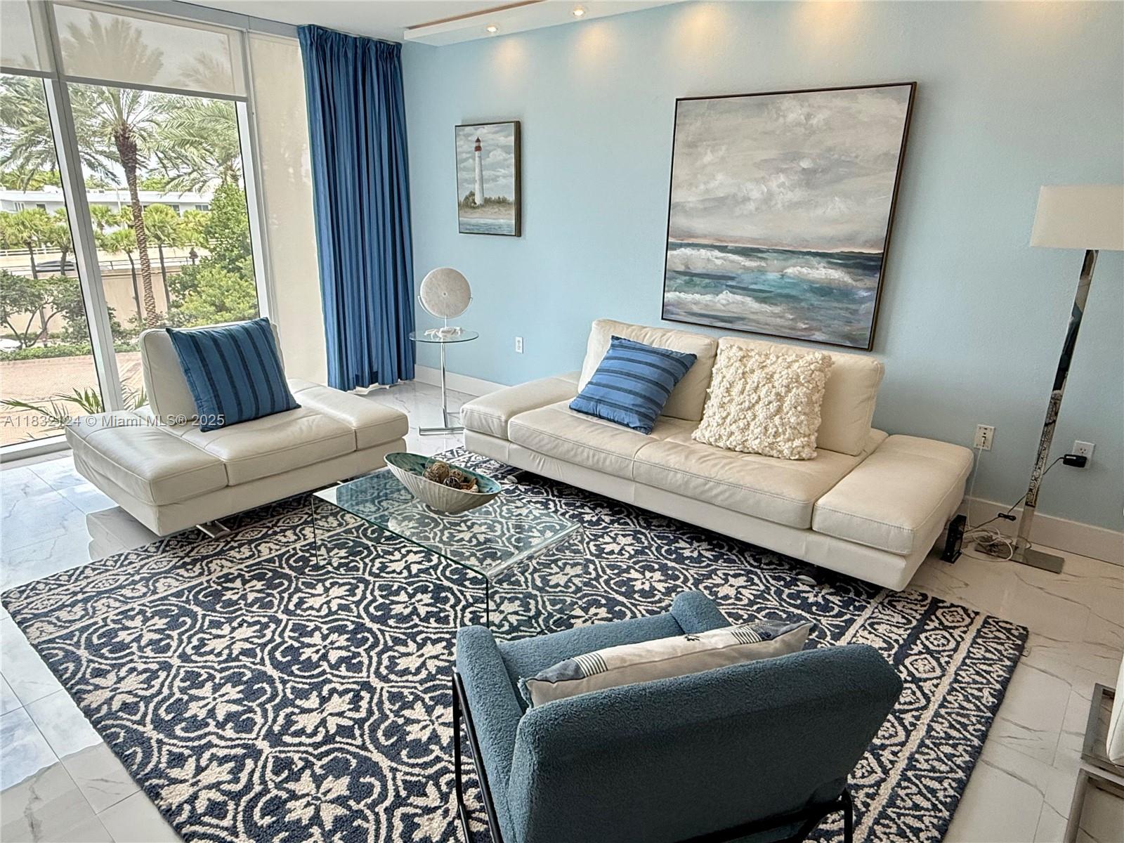 image Harbour House7