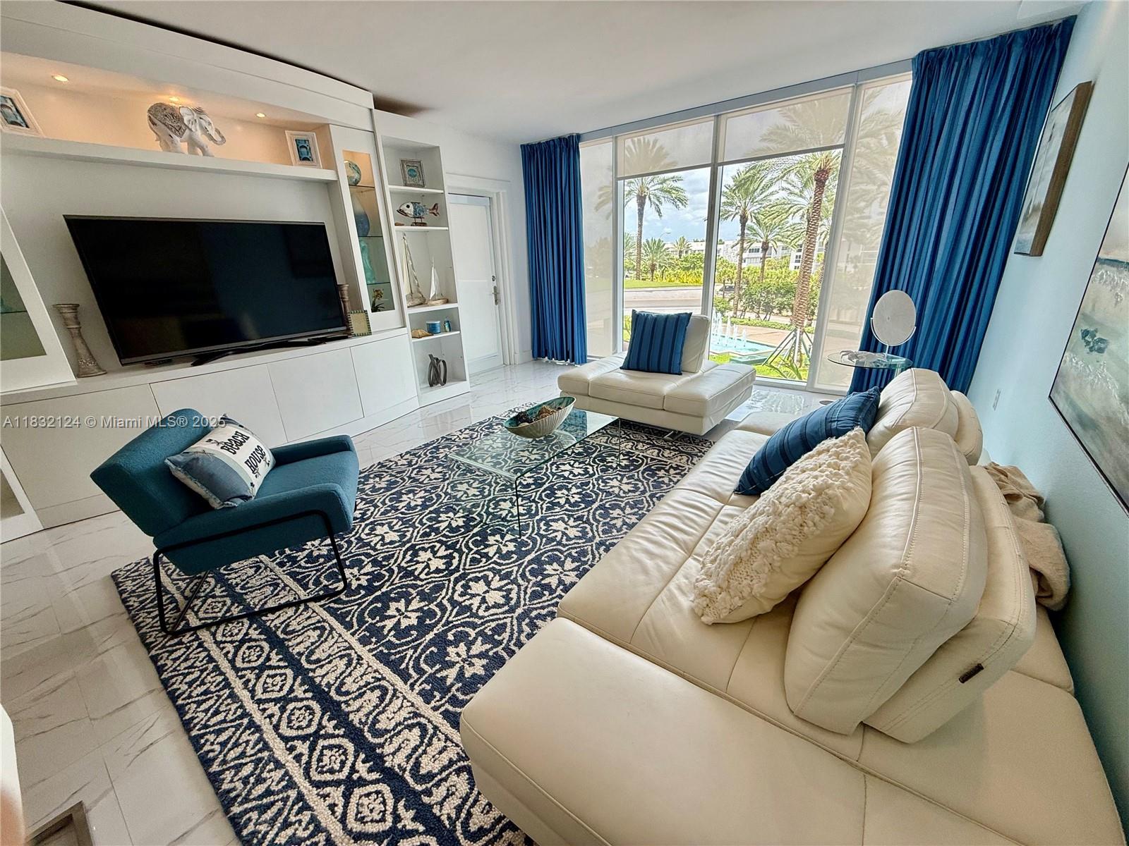 image Harbour House8