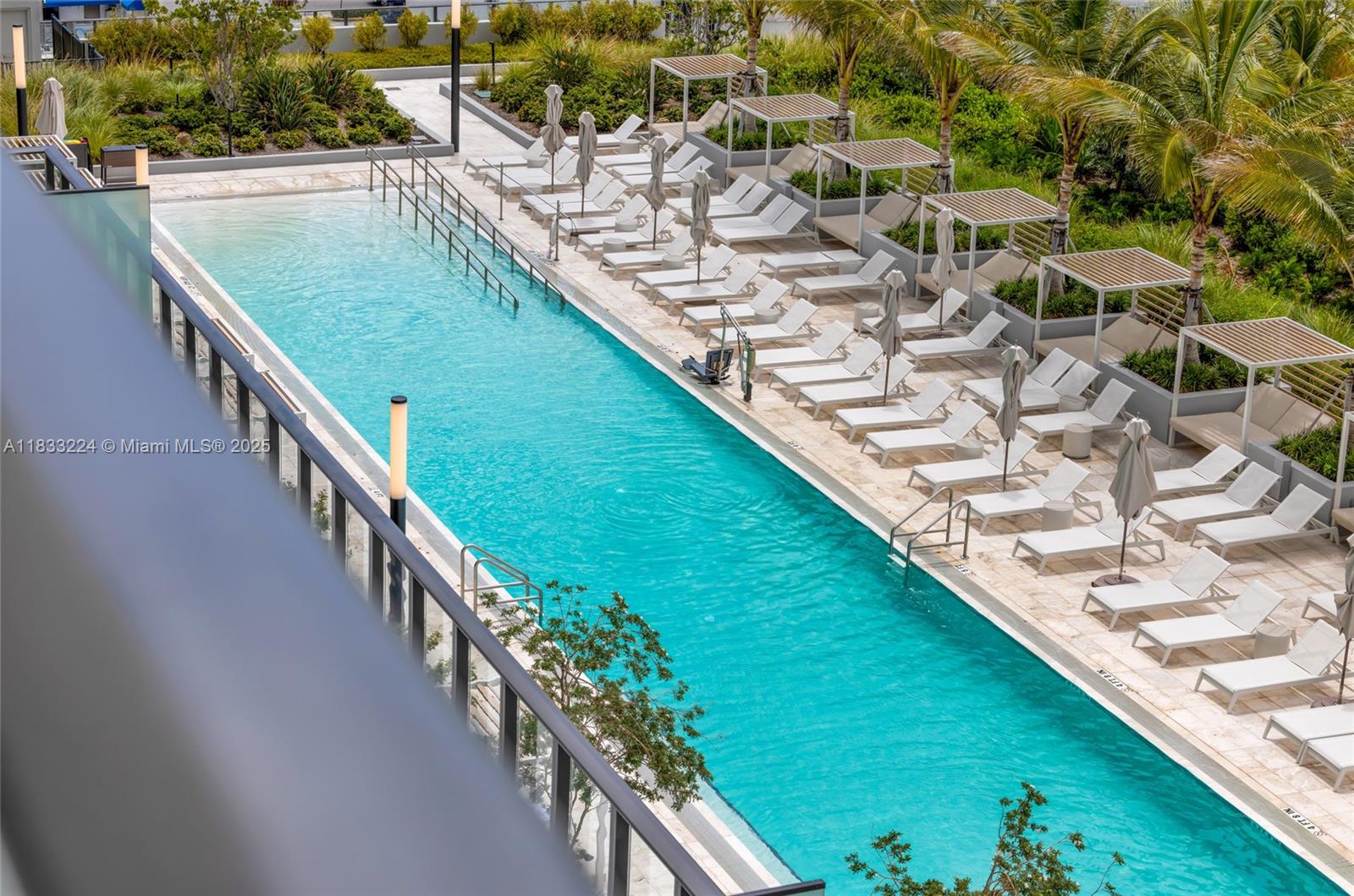 580 72th #910 Miami Beach, FL 31441