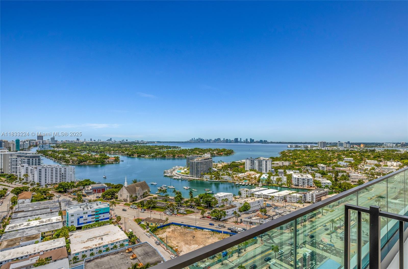 580 72th #910 Miami Beach, FL 31441