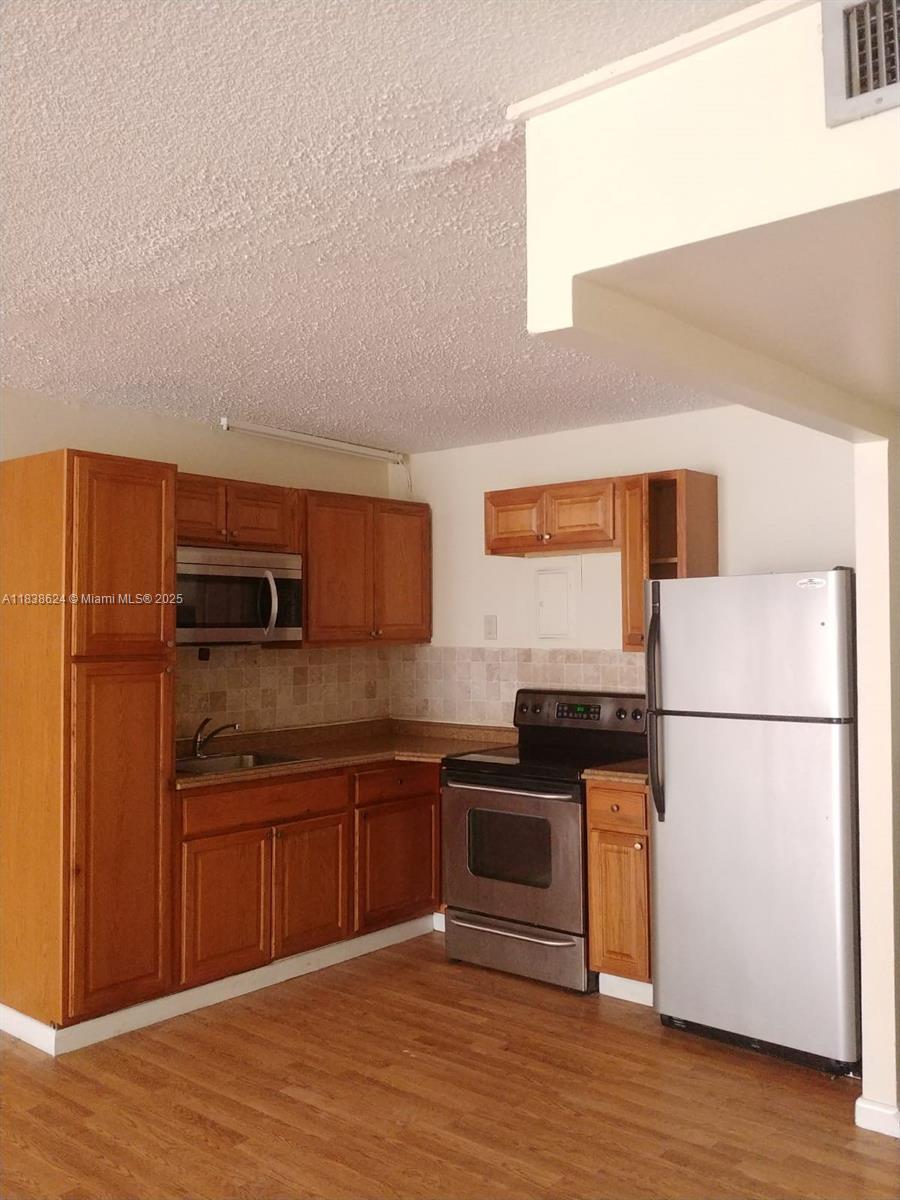16710 NE 9th Ave #607