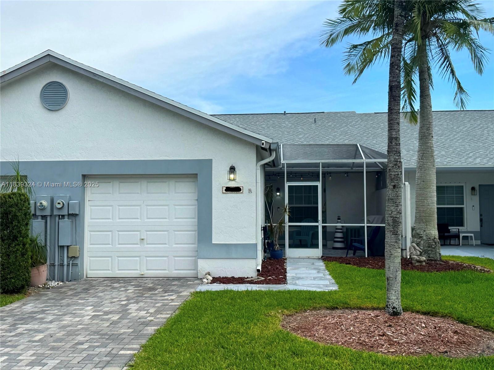 5928 NW 93rd Ter