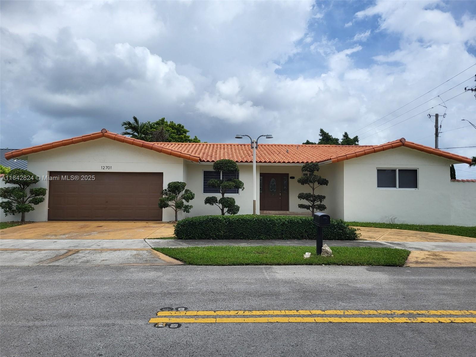 12701 SW 38th Ter