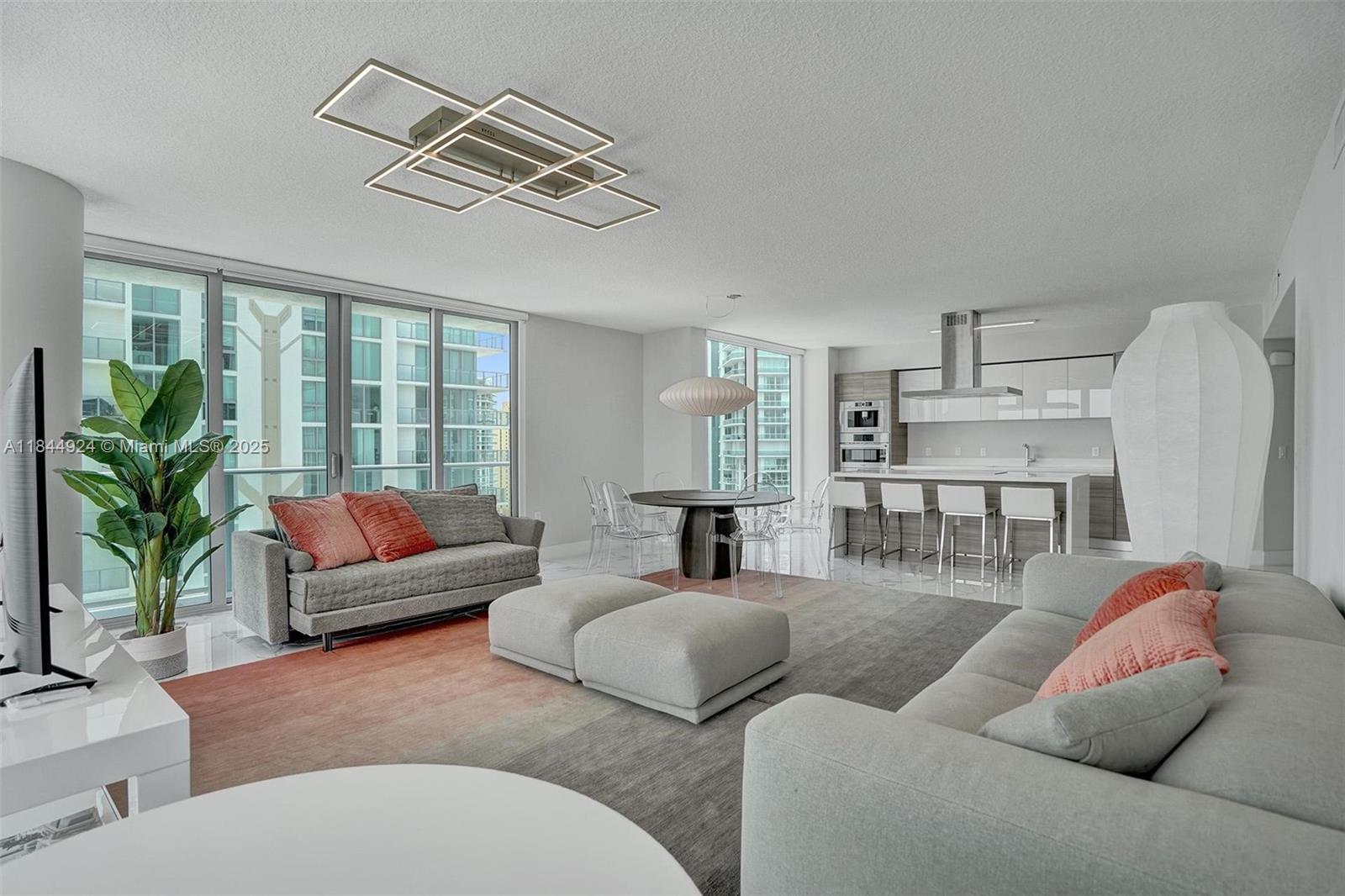 image Parque Towers Condo18