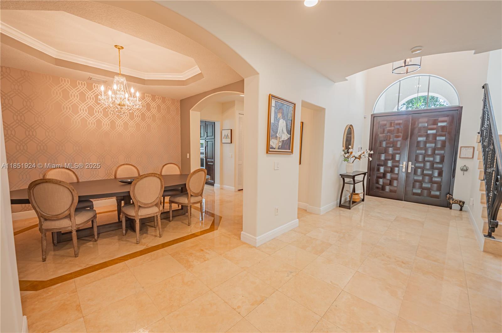 5815 SW 27th St Miami, FL 33155 5815 SW 27th St Miami, FL 33155