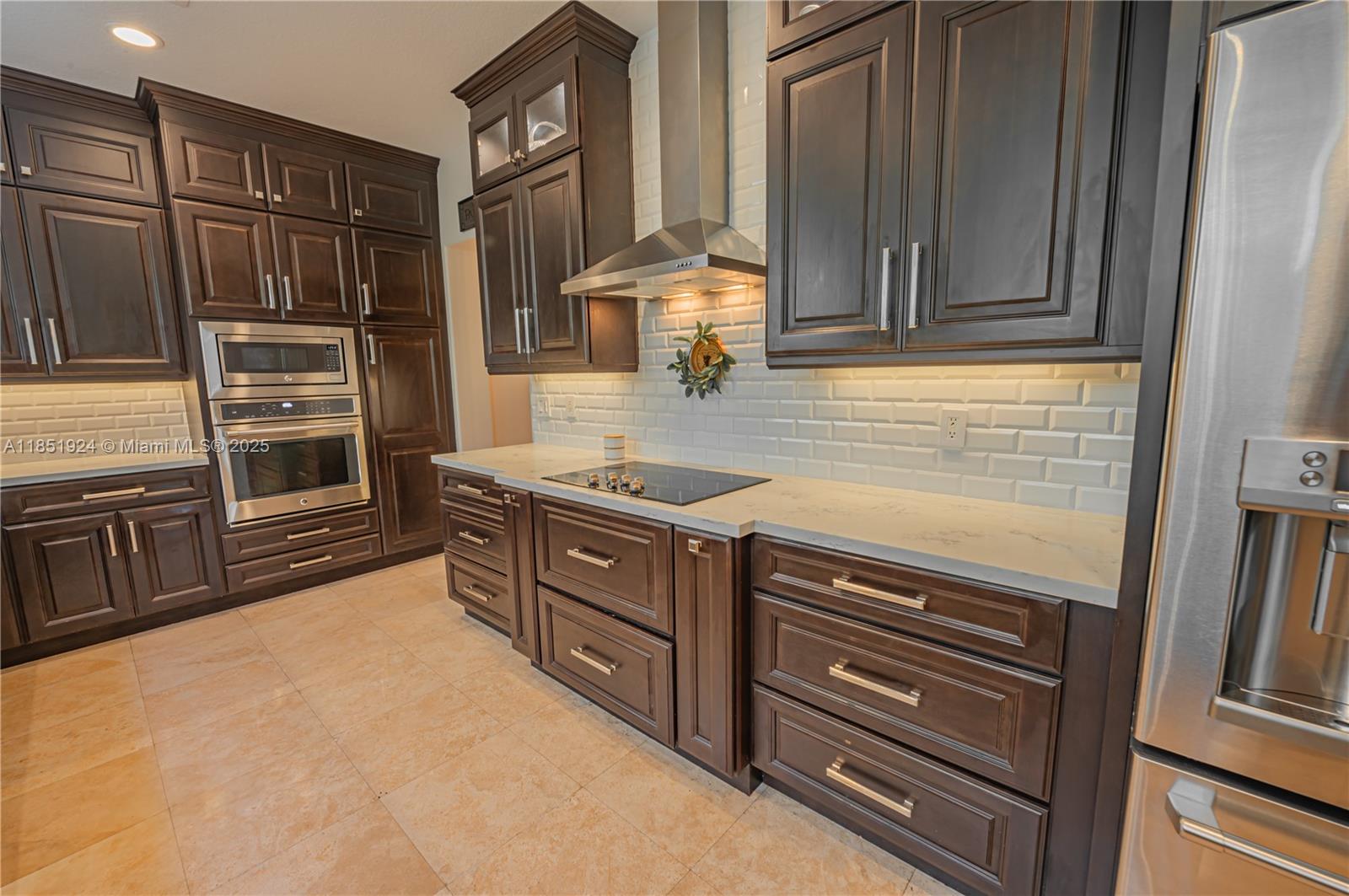 5815 SW 27th St Miami, FL 33155 5815 SW 27th St Miami, FL 33155