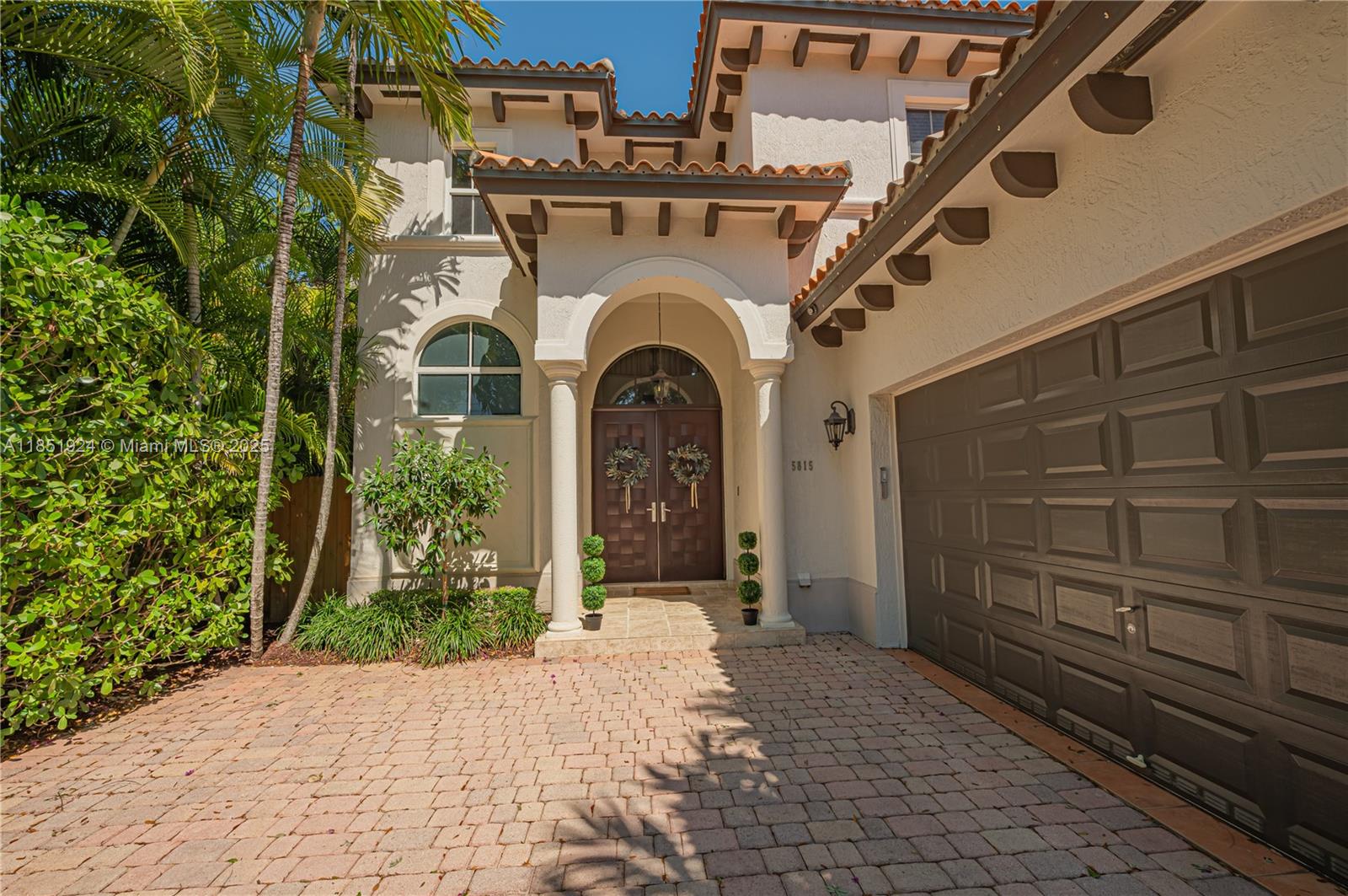 5815 SW 27th St Miami, FL 33155 5815 SW 27th St Miami, FL 33155