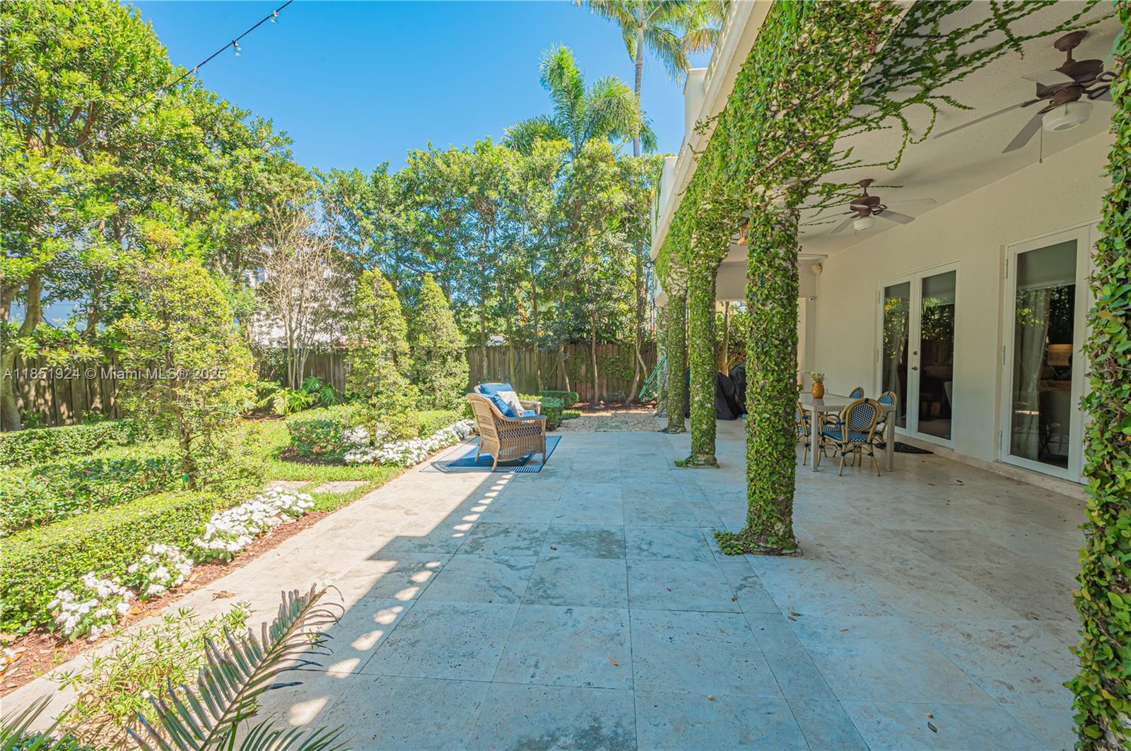 5815 SW 27th St Miami, FL 33155 5815 SW 27th St Miami, FL 33155