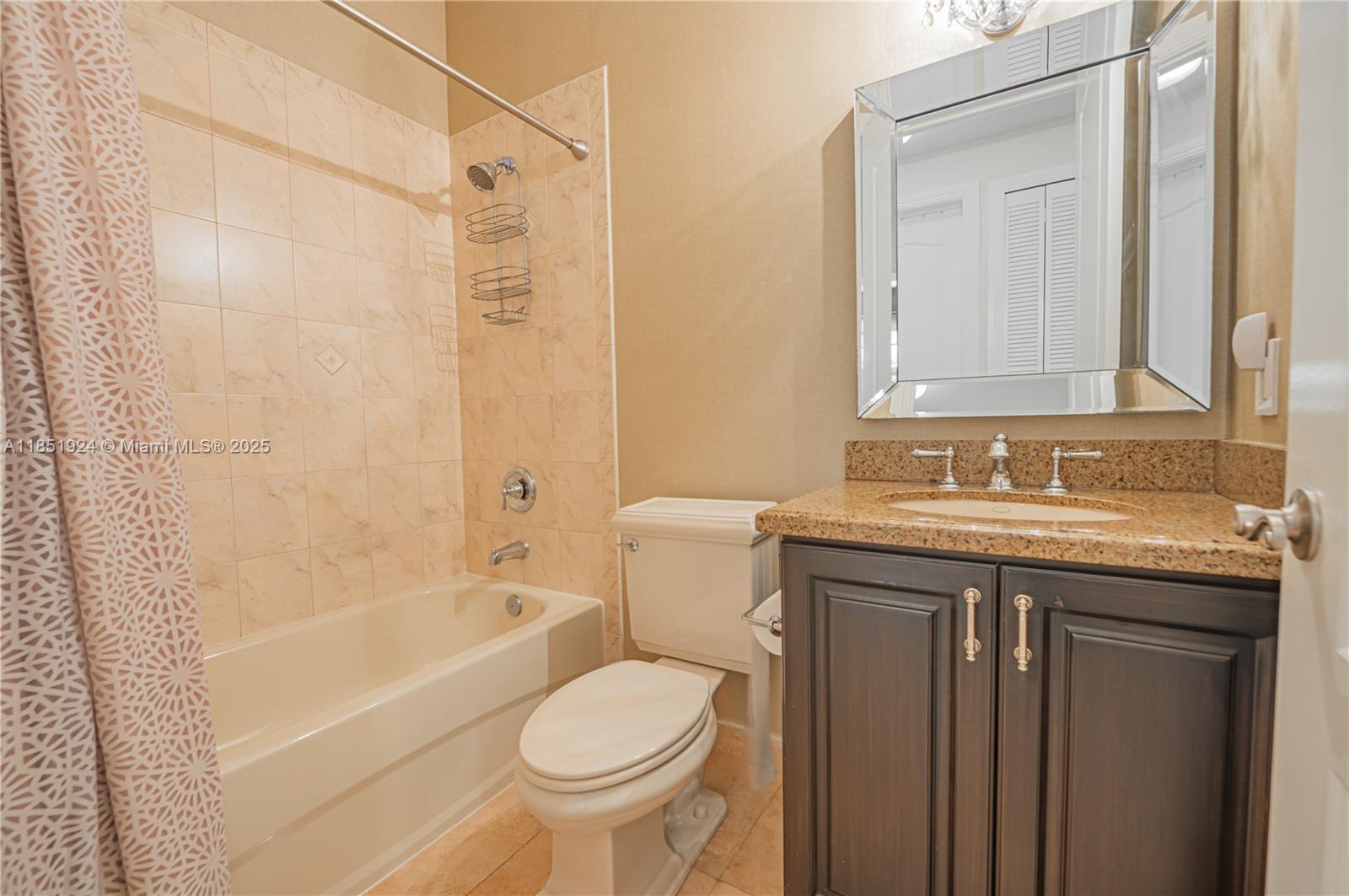 5815 SW 27th St Miami, FL 33155 5815 SW 27th St Miami, FL 33155