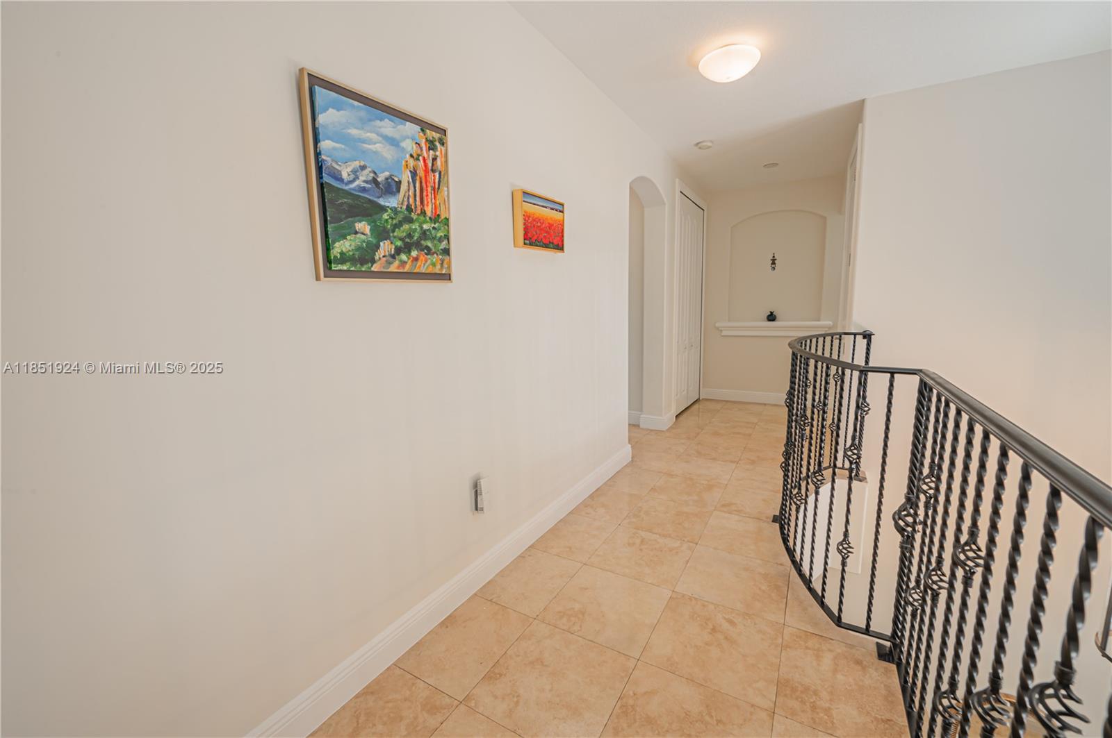 5815 SW 27th St Miami, FL 33155 5815 SW 27th St Miami, FL 33155