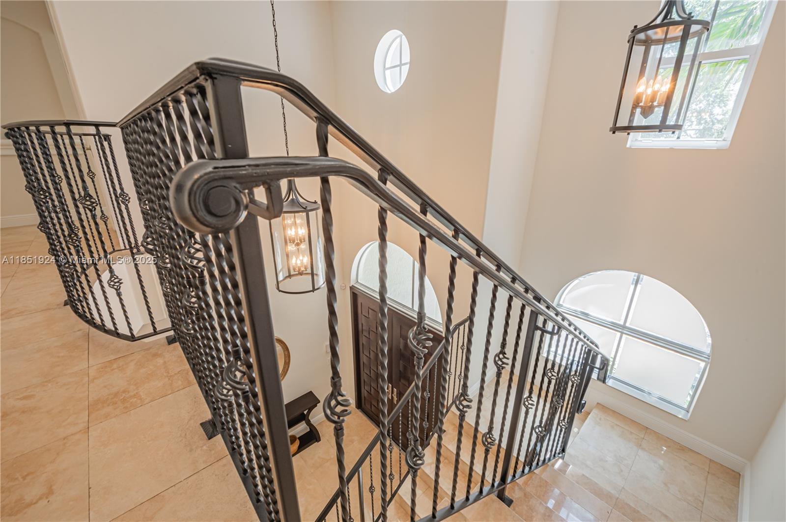 5815 SW 27th St Miami, FL 33155 5815 SW 27th St Miami, FL 33155