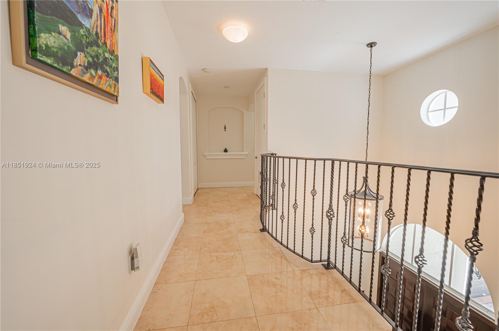 5815 SW 27th St Miami, FL 33155 5815 SW 27th St Miami, FL 33155