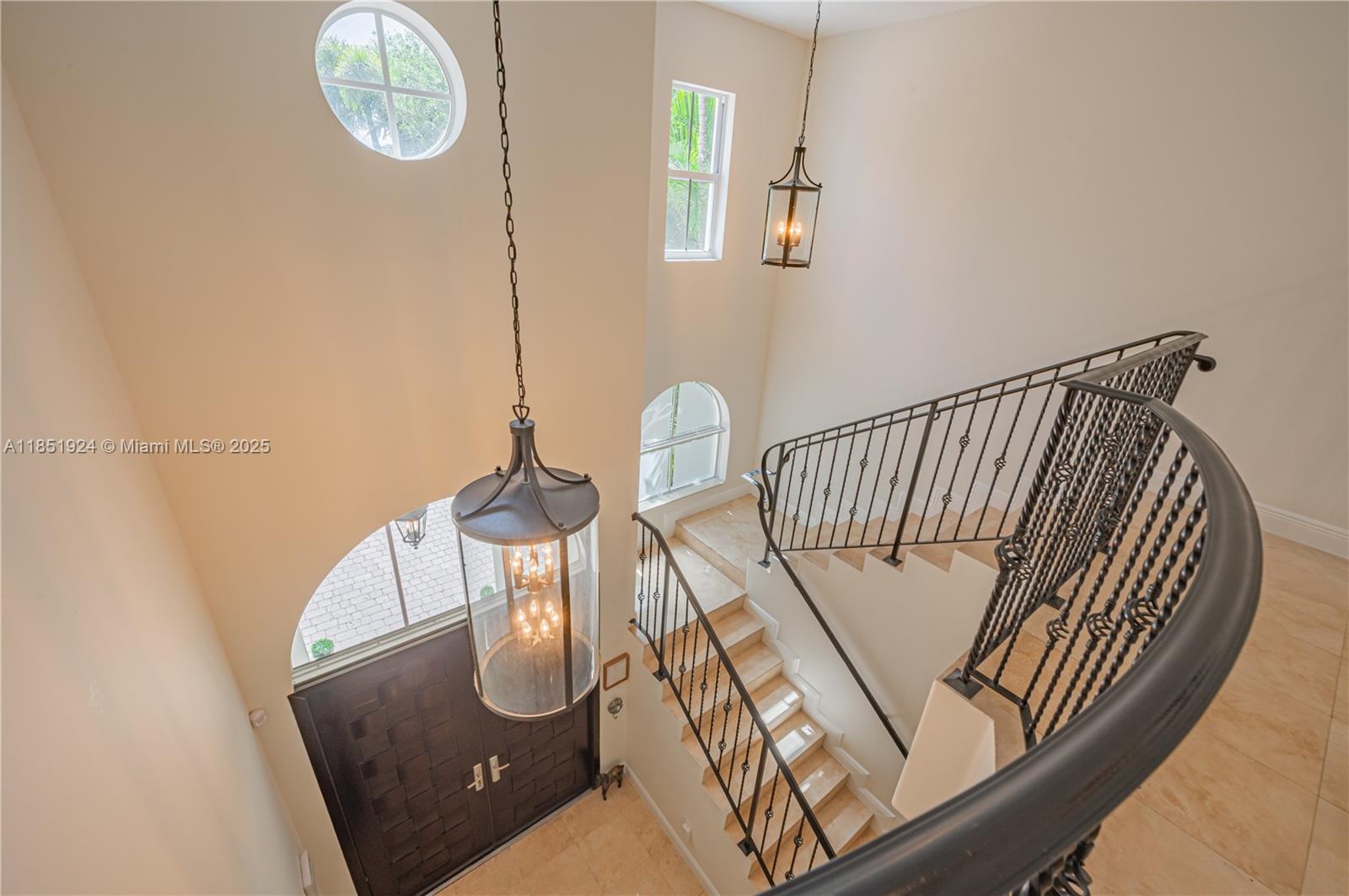 5815 SW 27th St Miami, FL 33155 5815 SW 27th St Miami, FL 33155