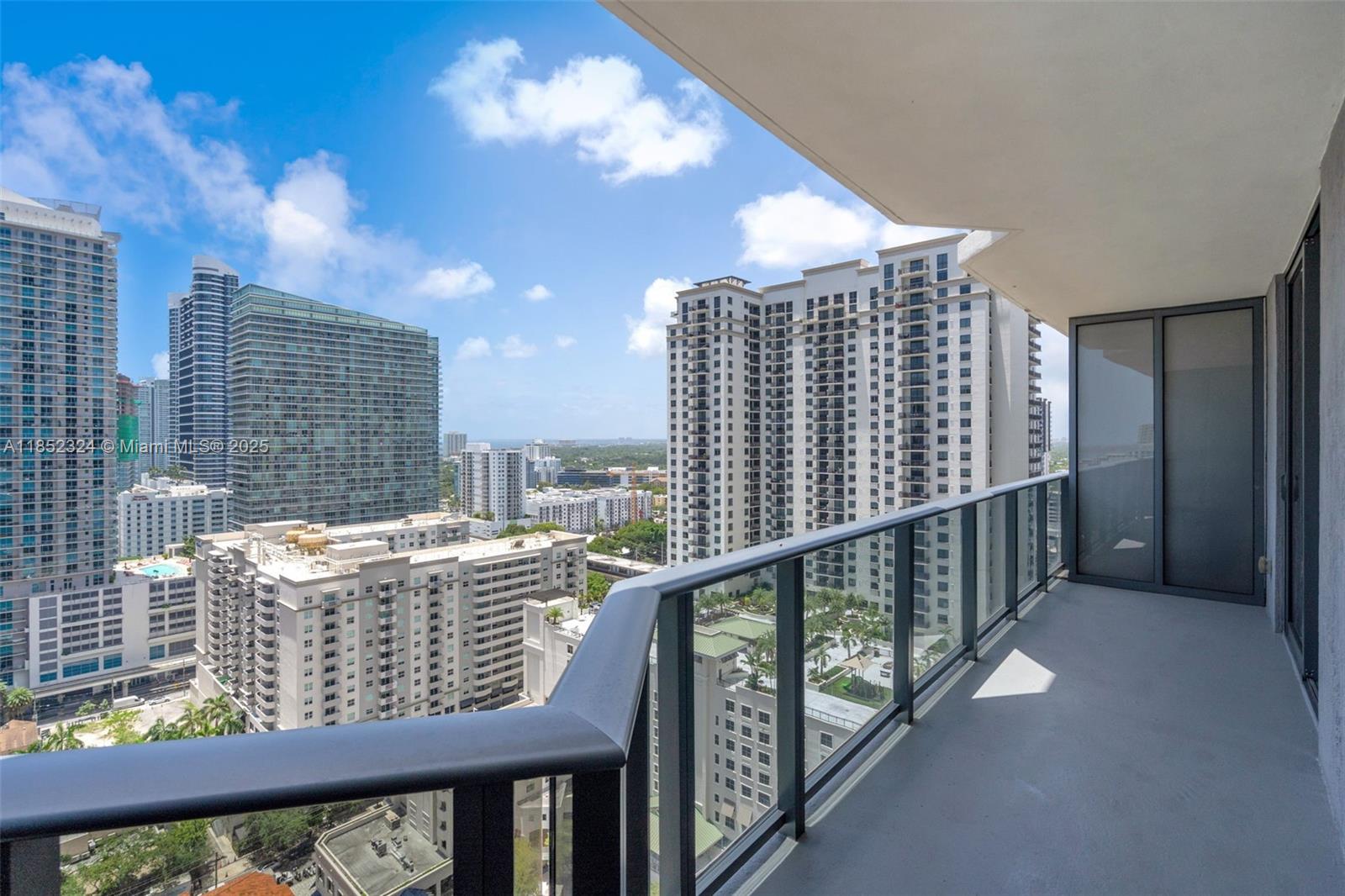 image Brickell Heights East Con25