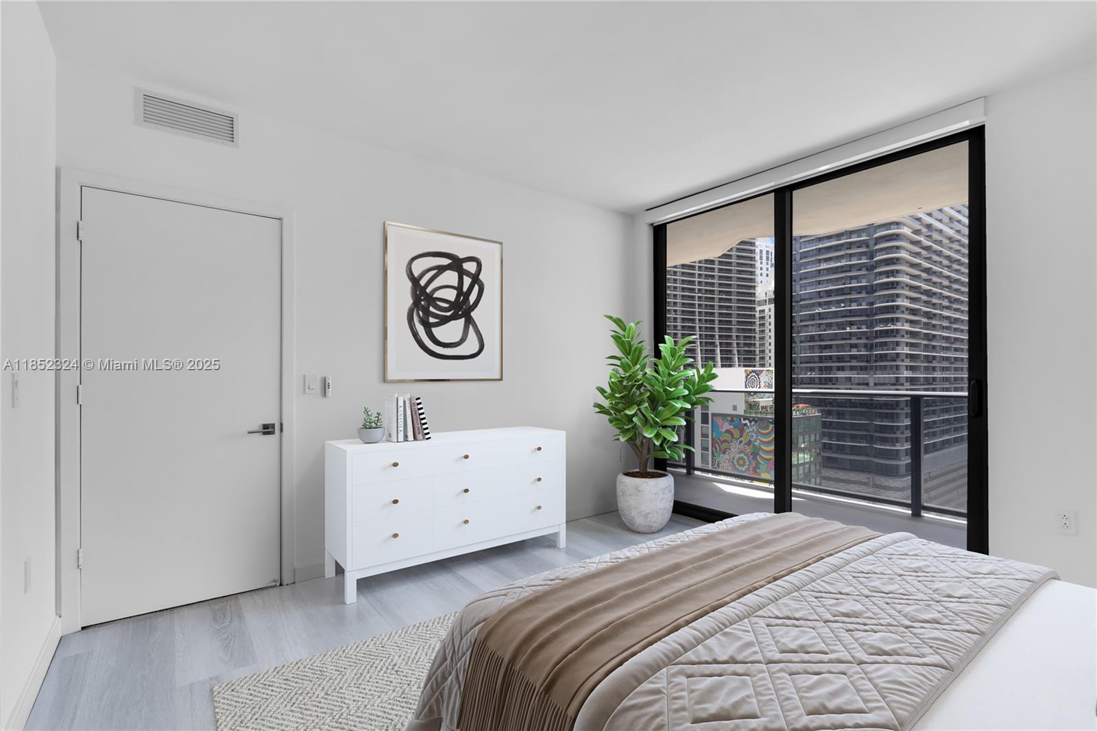 image Brickell Heights East Con2