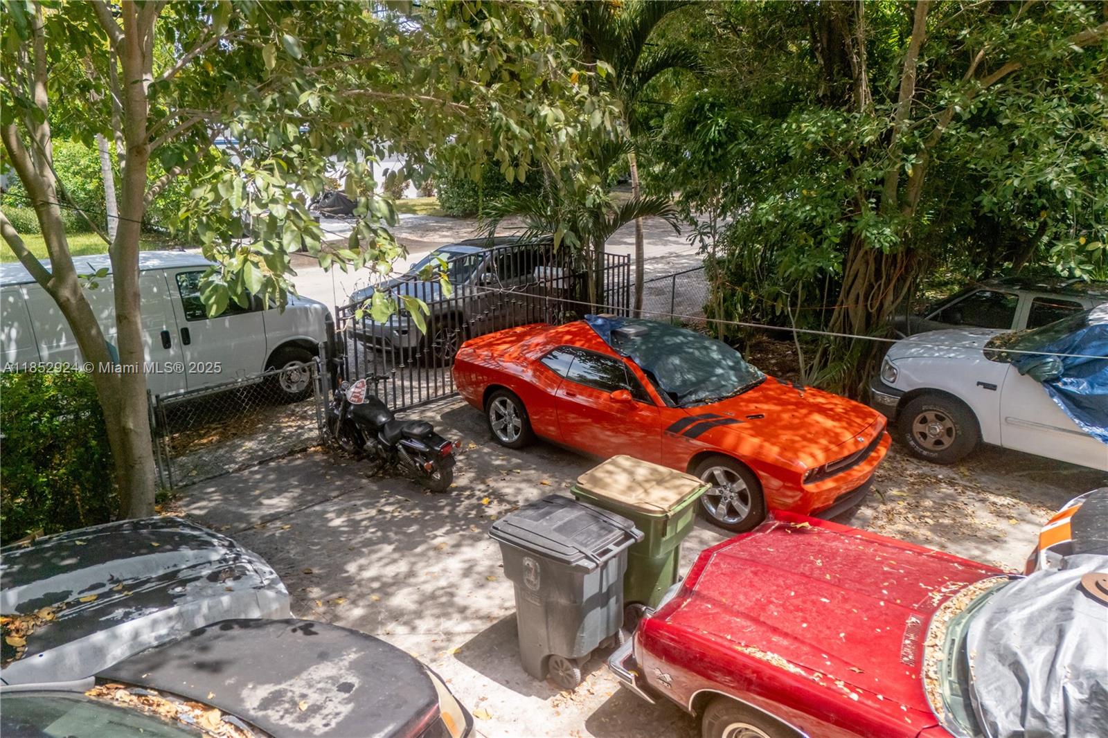 14350 NE 8th Ave North Miami, FL 33161