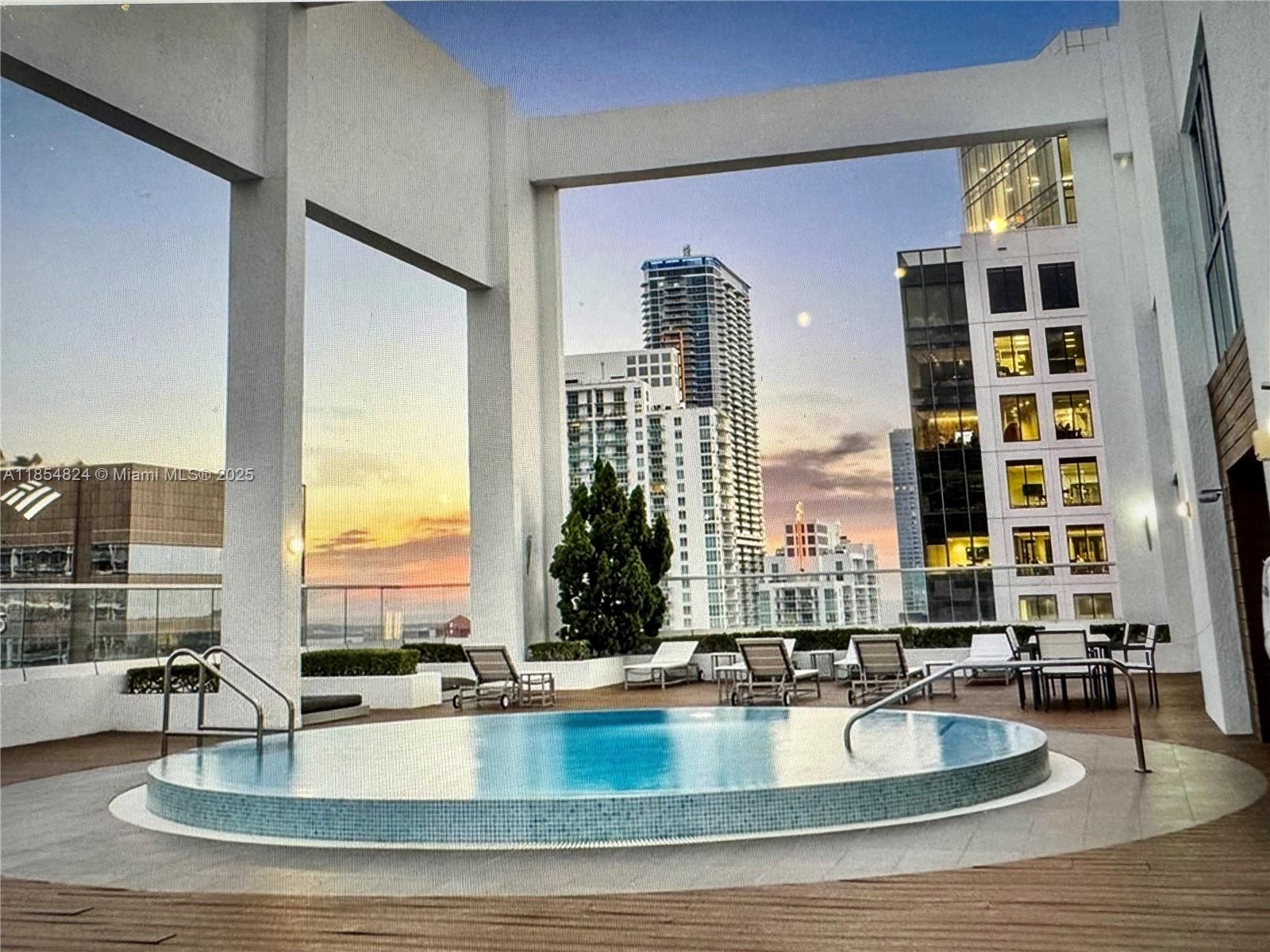 image Brickell East Condo9