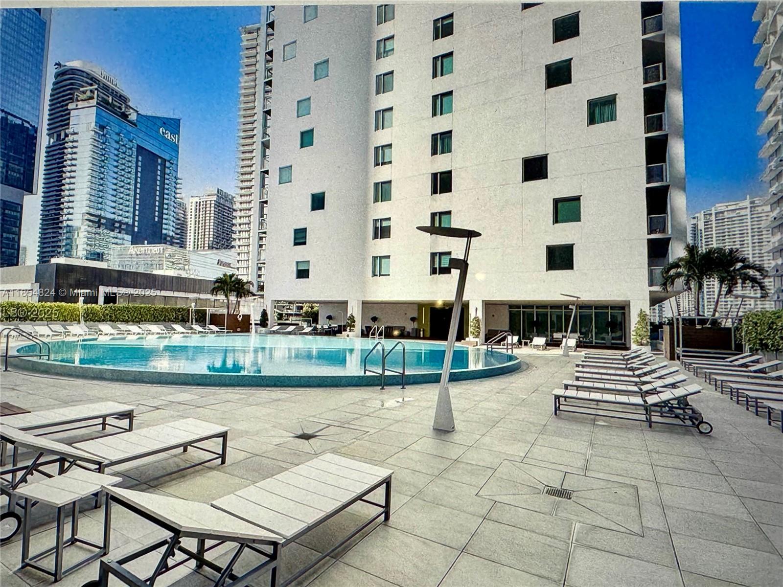 image Brickell East Condo10