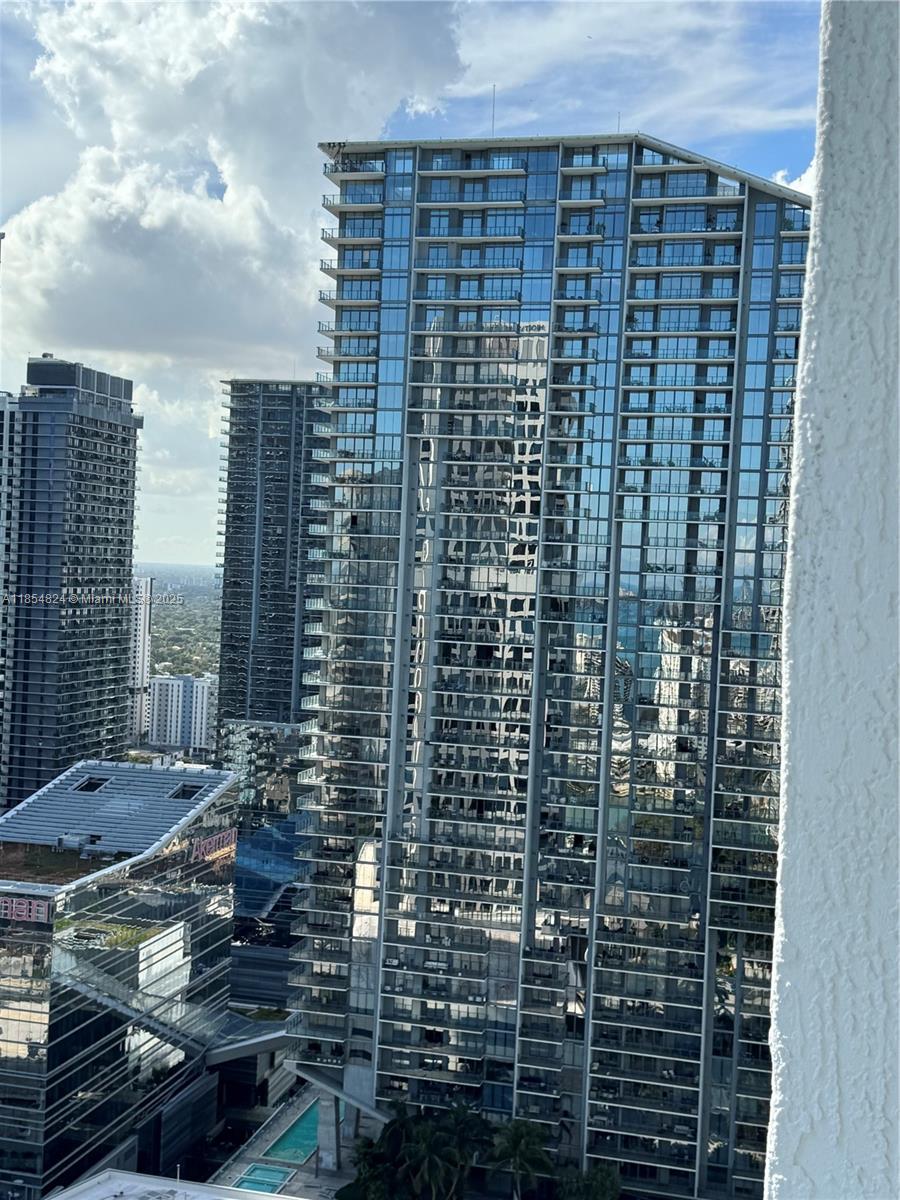 image Brickell East Condo14