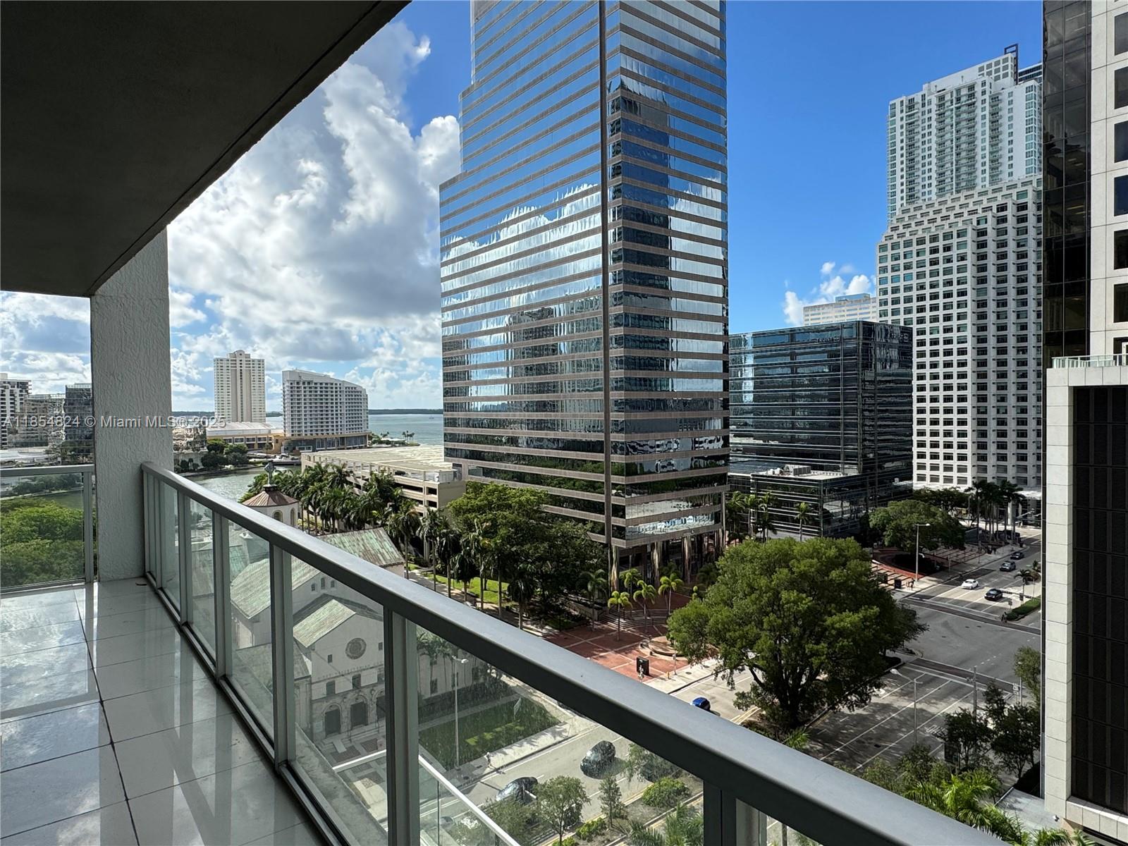 image Brickell East Condo16