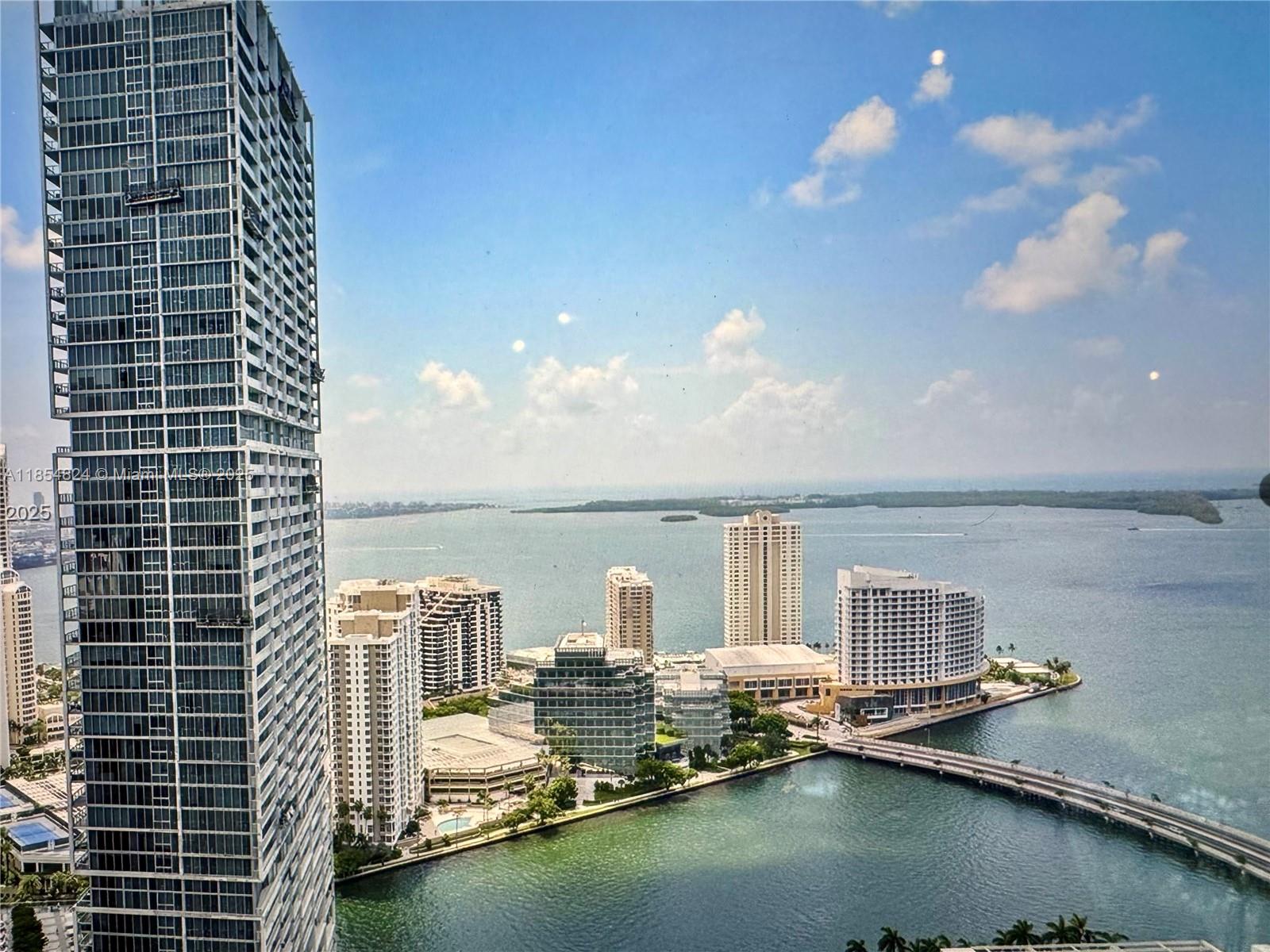 image Brickell East Condo1