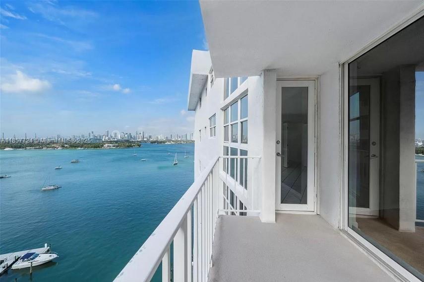 1228 West Ave #1415