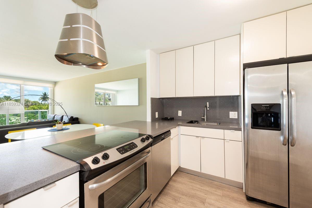 image Arlen House East7