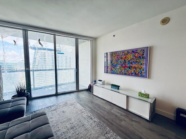 image Icon Brickell Tower I10