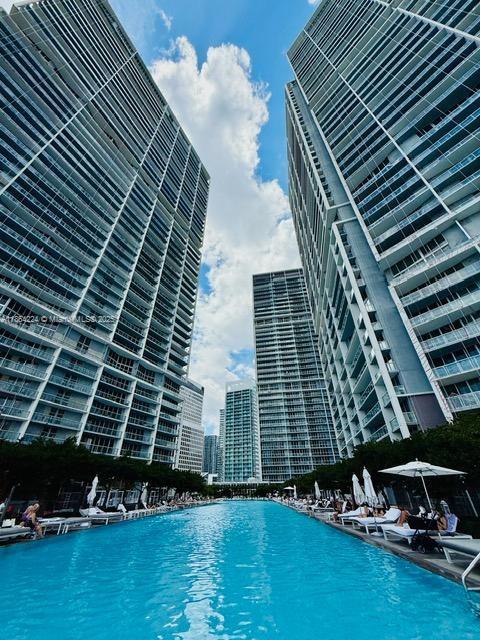 image Icon Brickell Tower I16