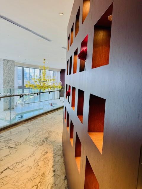image Icon Brickell Tower I33