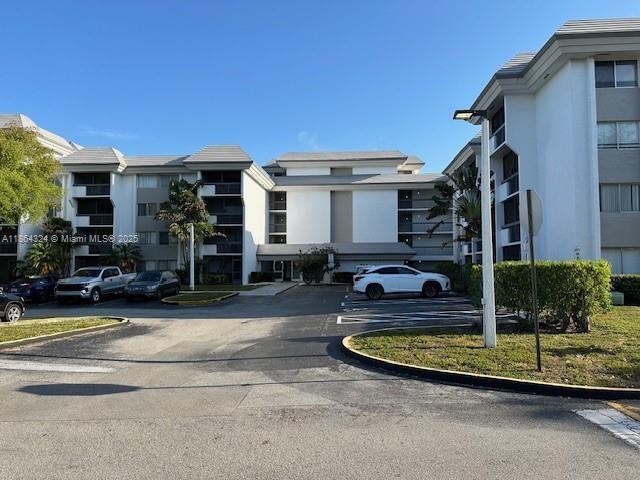 721 N Pine Is Rd #214