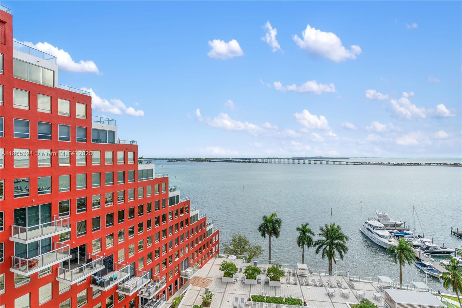 image The Palace Condo23