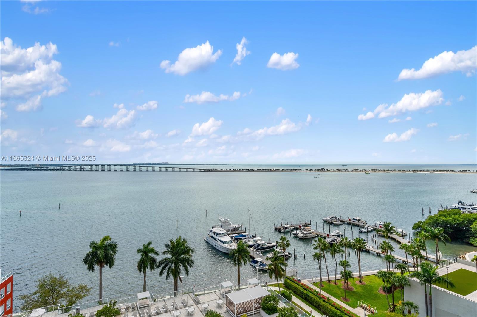 image The Palace Condo25