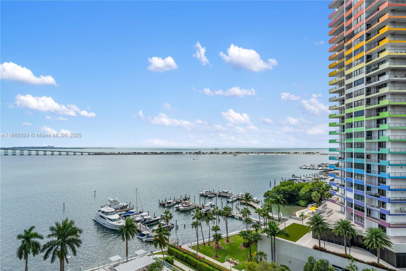 image The Palace Condo26