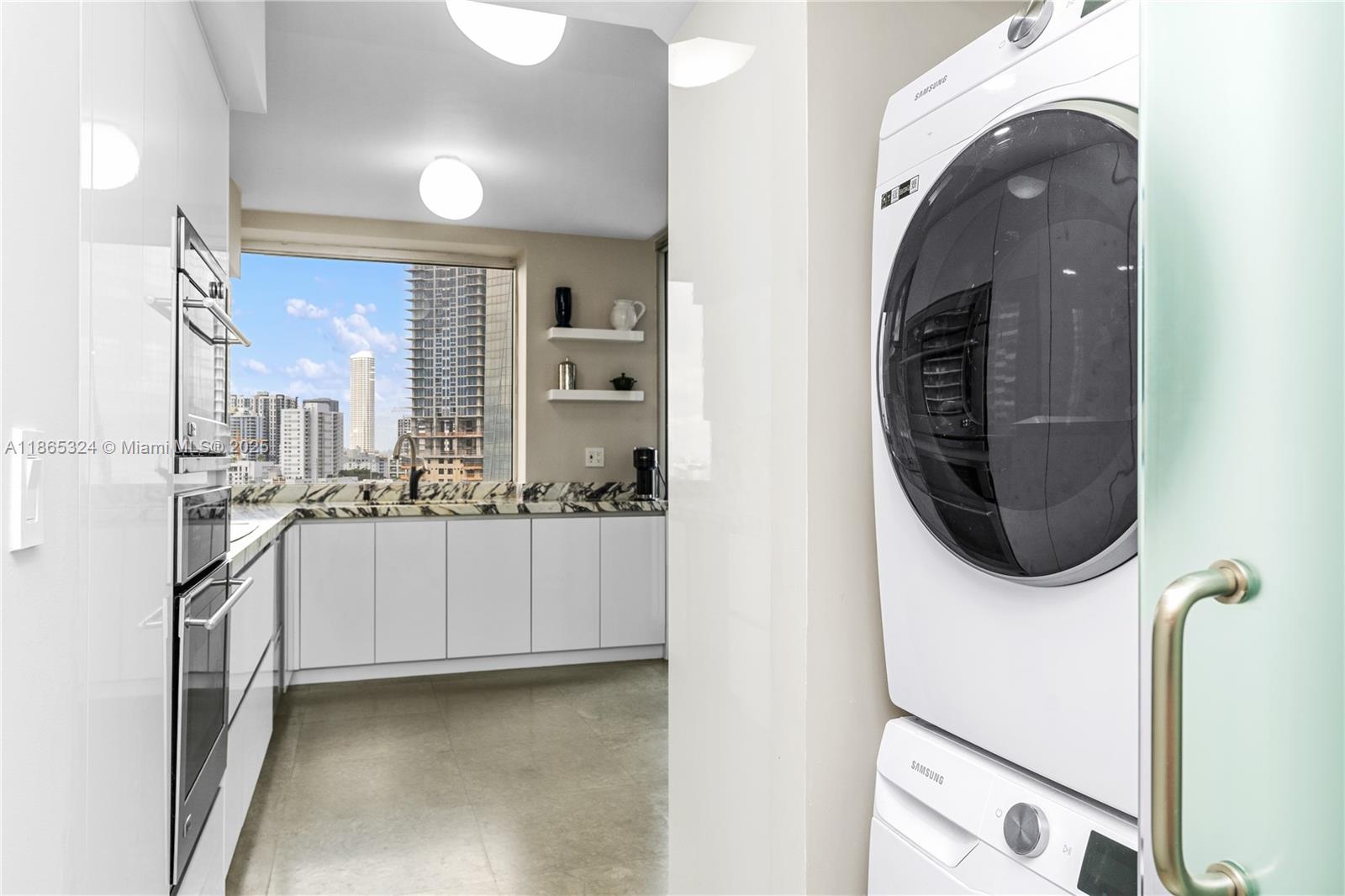 image The Palace Condo29