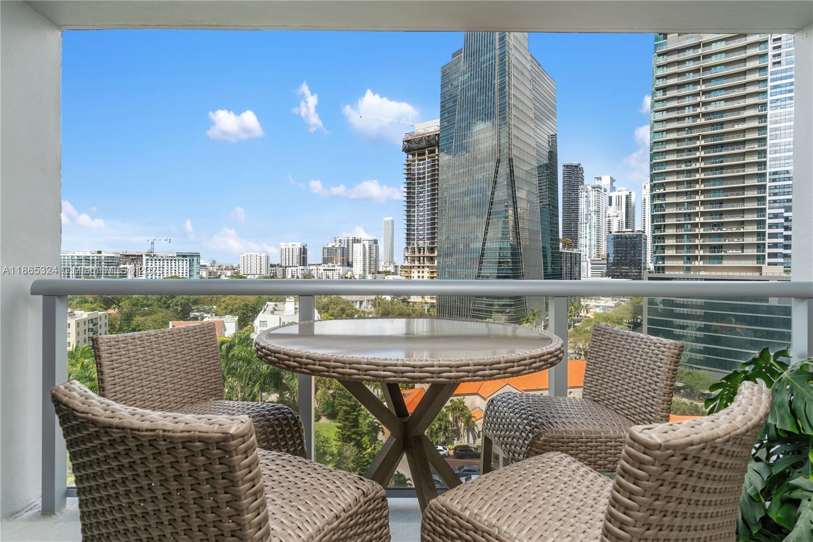 image The Palace Condo36