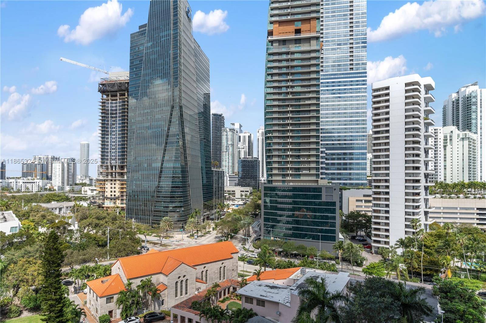 image The Palace Condo38