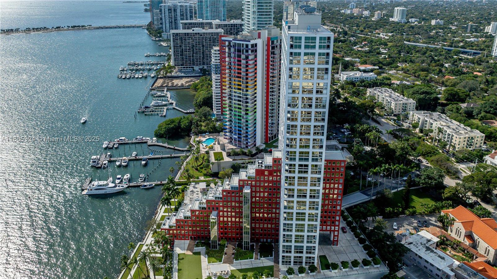 image The Palace Condo8