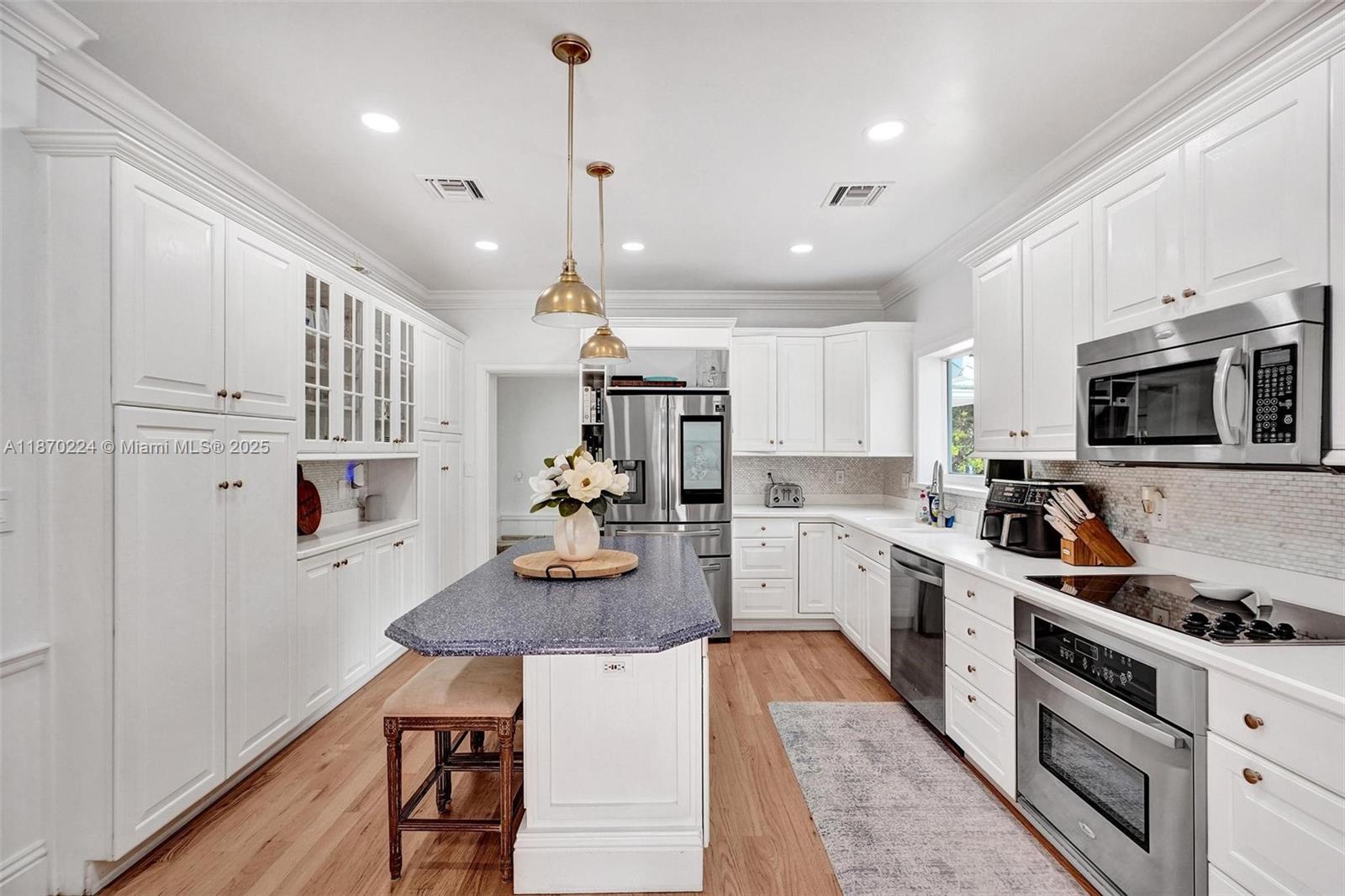 6731 SW 138th St Palmetto Bay, FL 33158