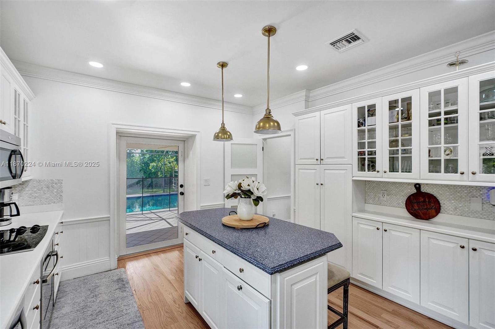 6731 SW 138th St Palmetto Bay, FL 33158