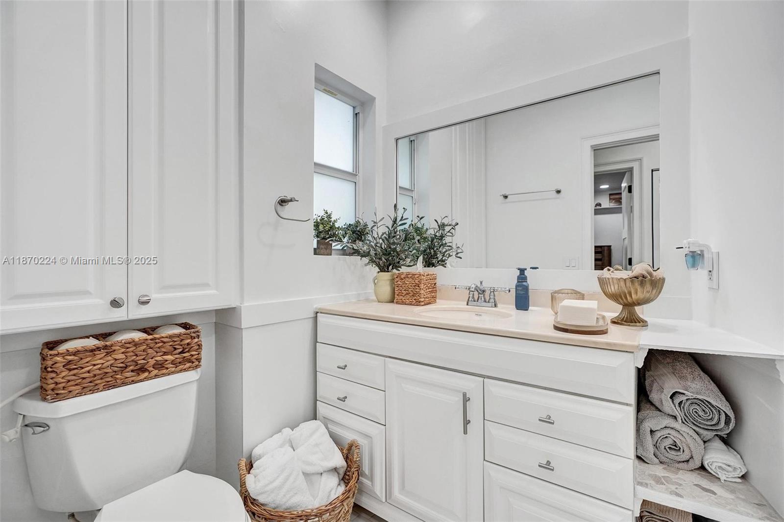 6731 SW 138th St Palmetto Bay, FL 33158