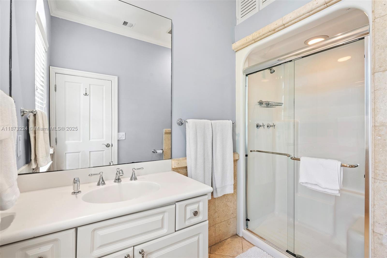 814 W Dilido Dr Miami Beach, FL 33139