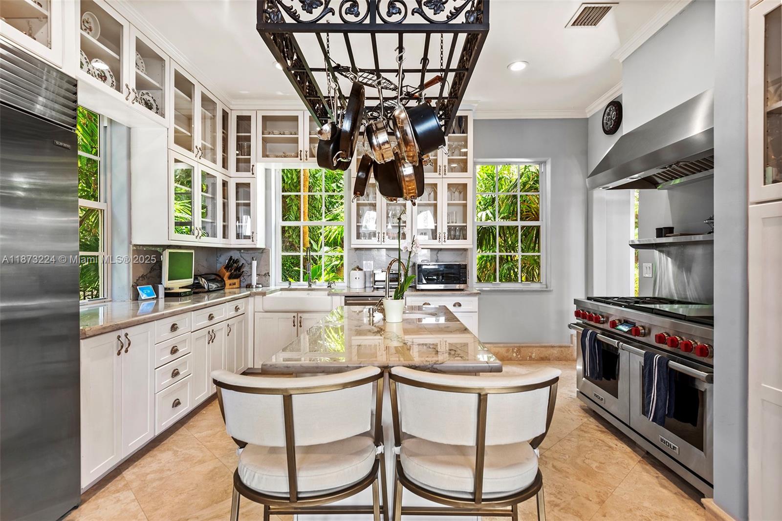 814 W Dilido Dr Miami Beach, FL 33139