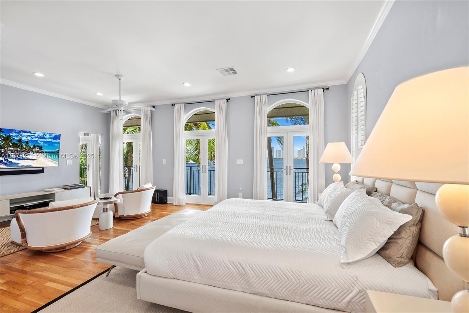 814 W Dilido Dr Miami Beach, FL 33139