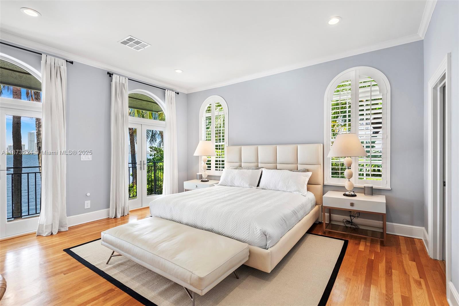 814 W Dilido Dr Miami Beach, FL 33139